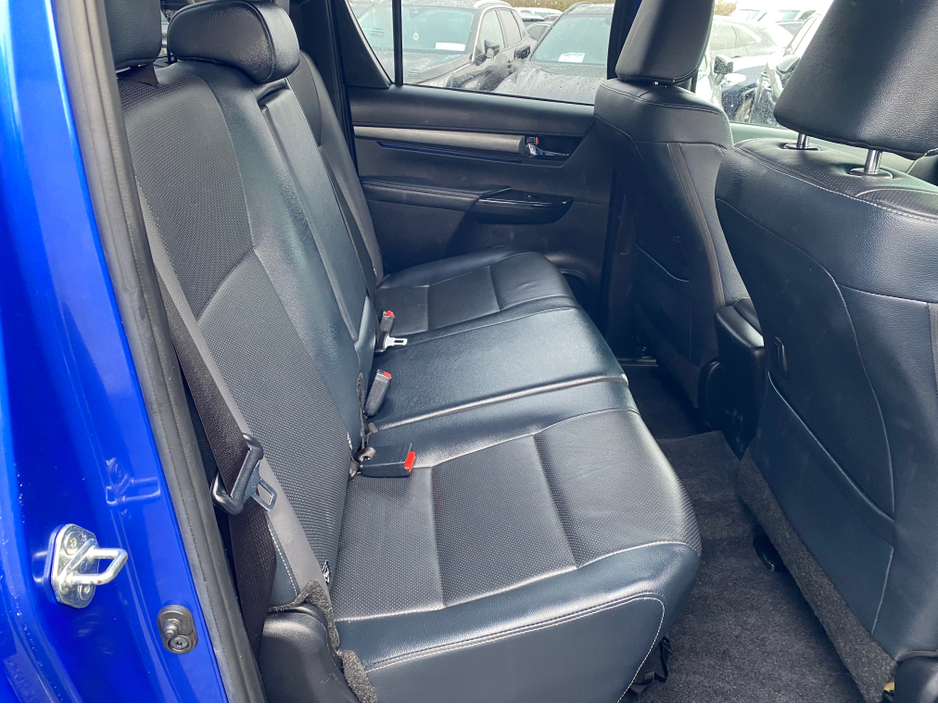 2022 Toyota Hilux 2.8  D-4D 4WD INVINCIBLE X DCB AUTO  ( 221 REG ) €38,800