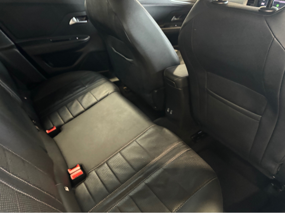 2023 Opel Mokka - image 6