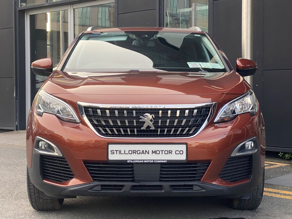 2020 Peugeot 3008 - image 2