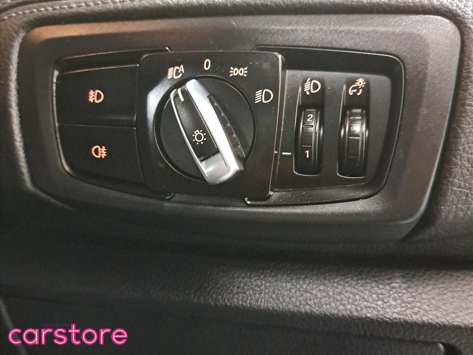 2016 BMW 2 Series 218i Luxury €15,880