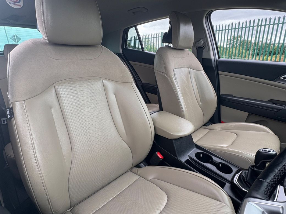 2023 Kia Sportage reserved cod 1.6D K4 *Only 14, 000 kms* Top Spec *Mint Condition*warranty till 2030* Air Conditioning, Bluetooth, Touch Screen Infotainment Syste €34,900