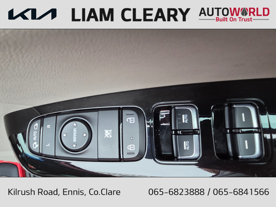 2021 Kia Sportage - image 17