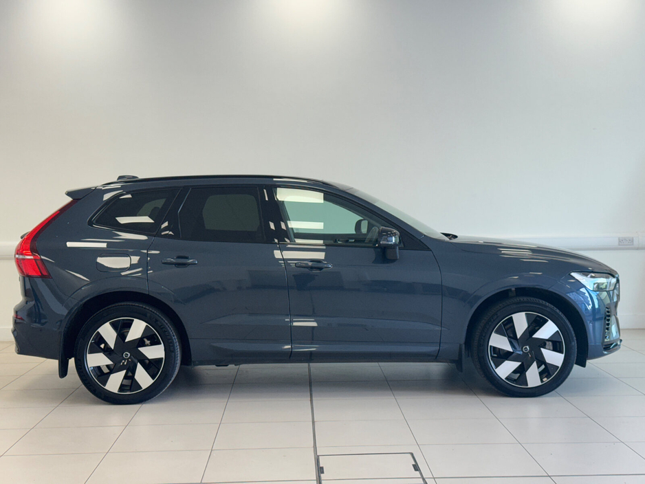 2024 Volvo XC60 T6 Recharge PHEV 350hp AT8 Plus Dark €58,500