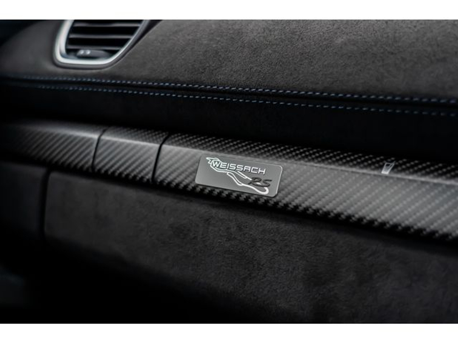 2023 Porsche Cayman - image 27