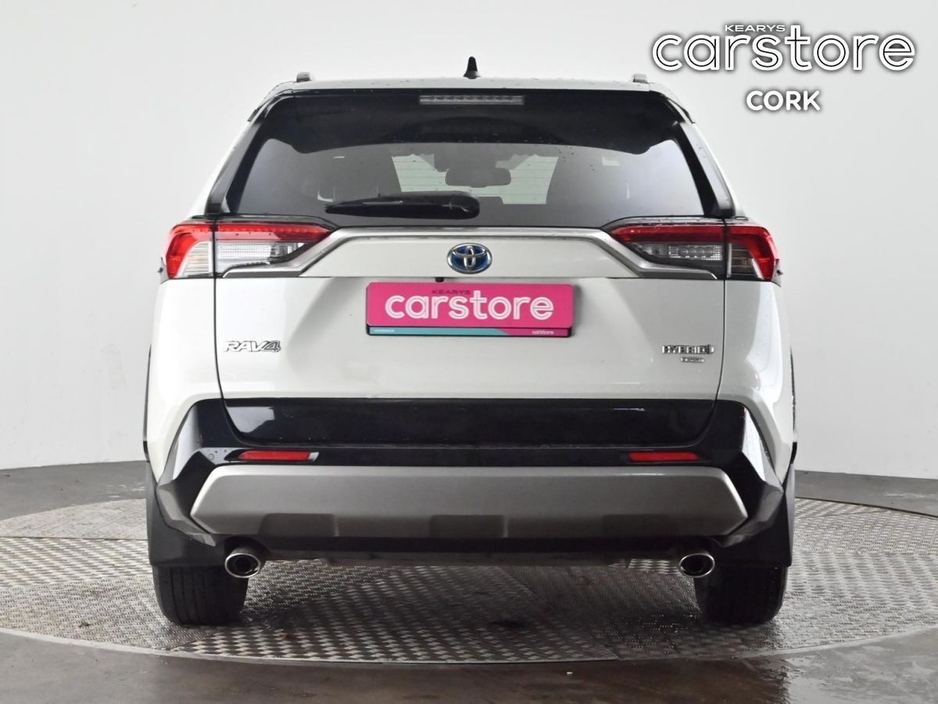 2022 Toyota Rav4 - image 4