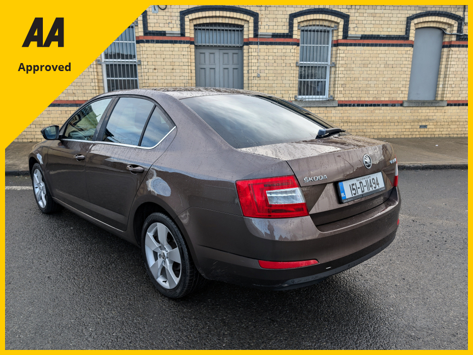 2015 Skoda Octavia ELEGANCE 1.6 TDI 105HP 4DR €8,450