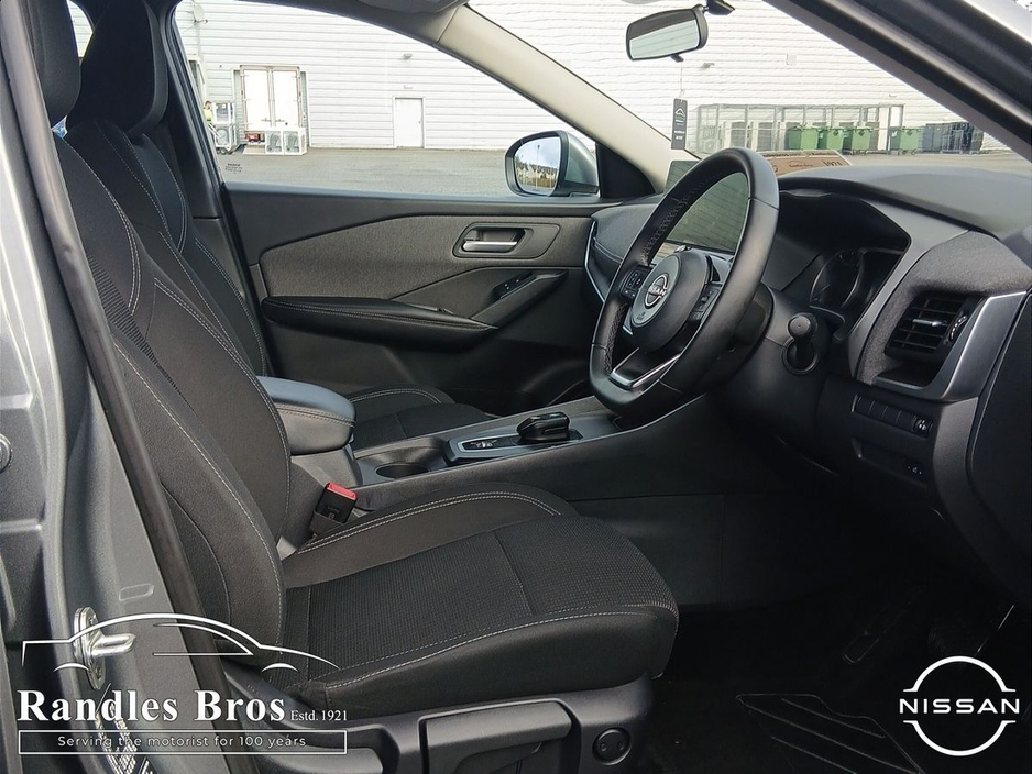 2025 Nissan Qashqai - image 10