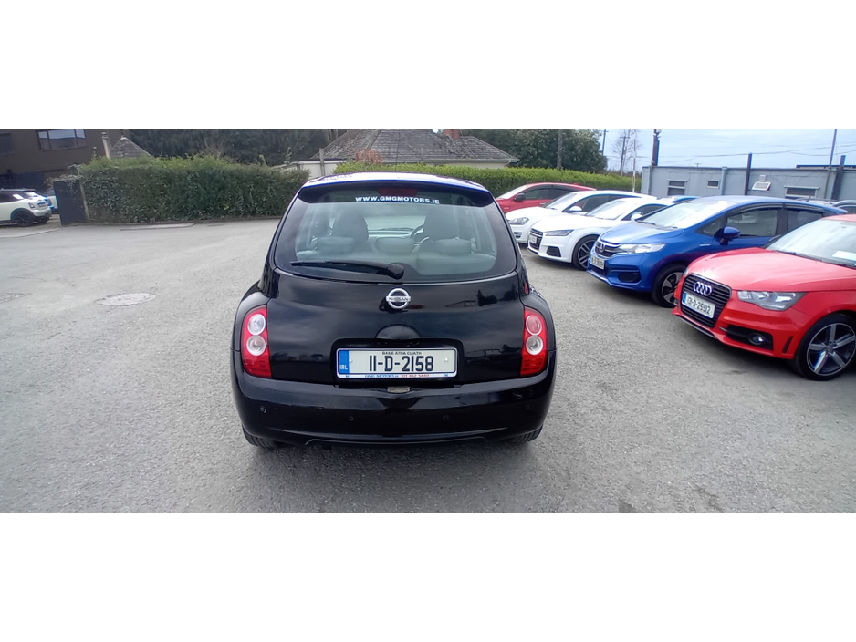 2011 Nissan Micra - image 5