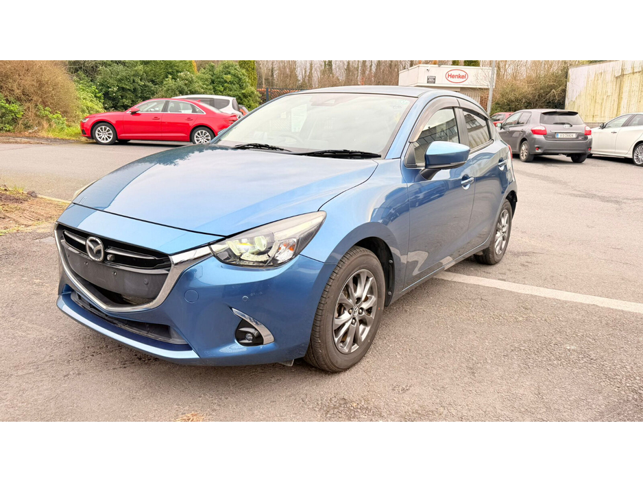 2019 Mazda Demio - image 2