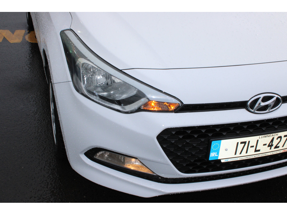 2017 Hyundai i20 - image 9