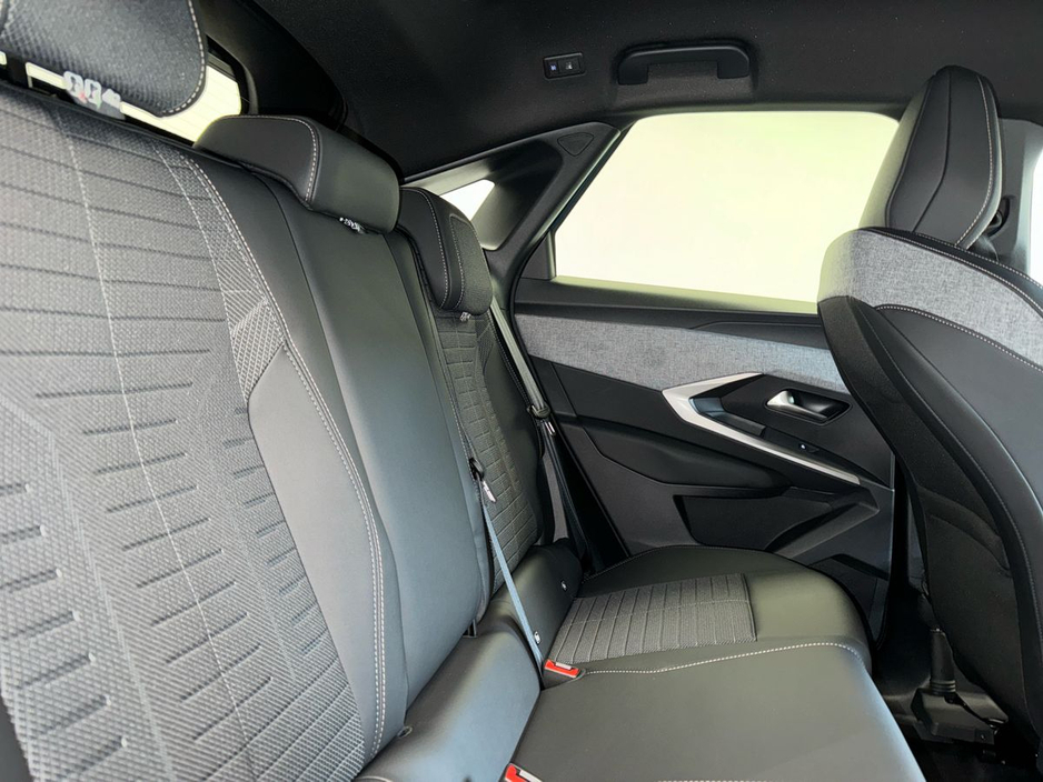 2026 Peugeot 3008 - image 10