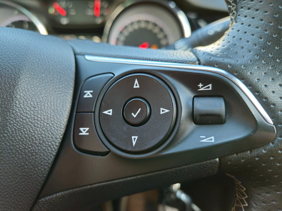 2021 Opel Insignia SRI 1.5D 122PS S/S FWD 6 Speed €19,500