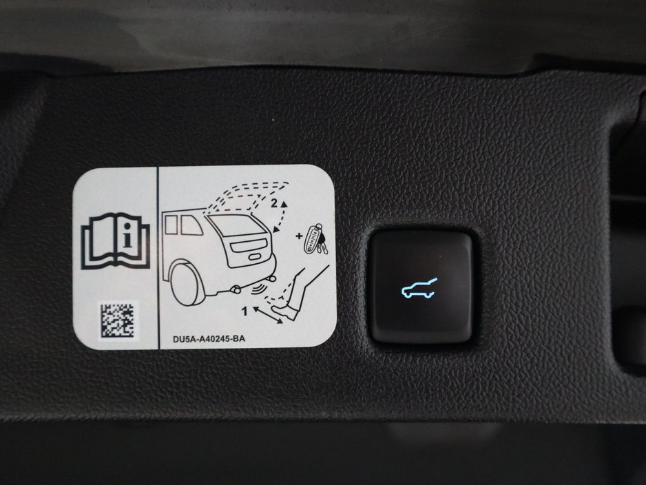 2021 Ford Kuga - image 27