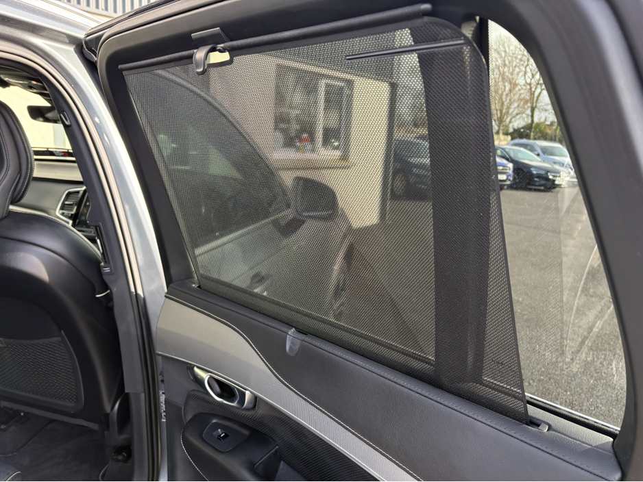 2018 Volvo XC90 2.0D R-DESIGN PRO D5 235HP €36,950