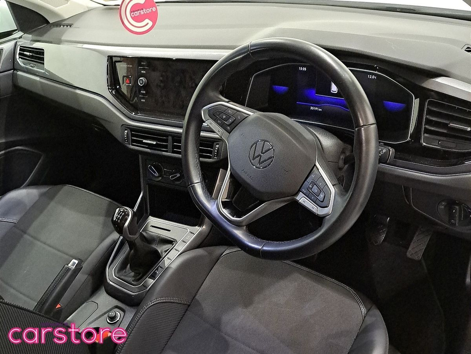 2023 Volkswagen Taigo - image 15