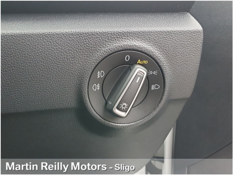 2022 Volkswagen T-Roc R-LINE 1.5 TSI AUTO €30,445