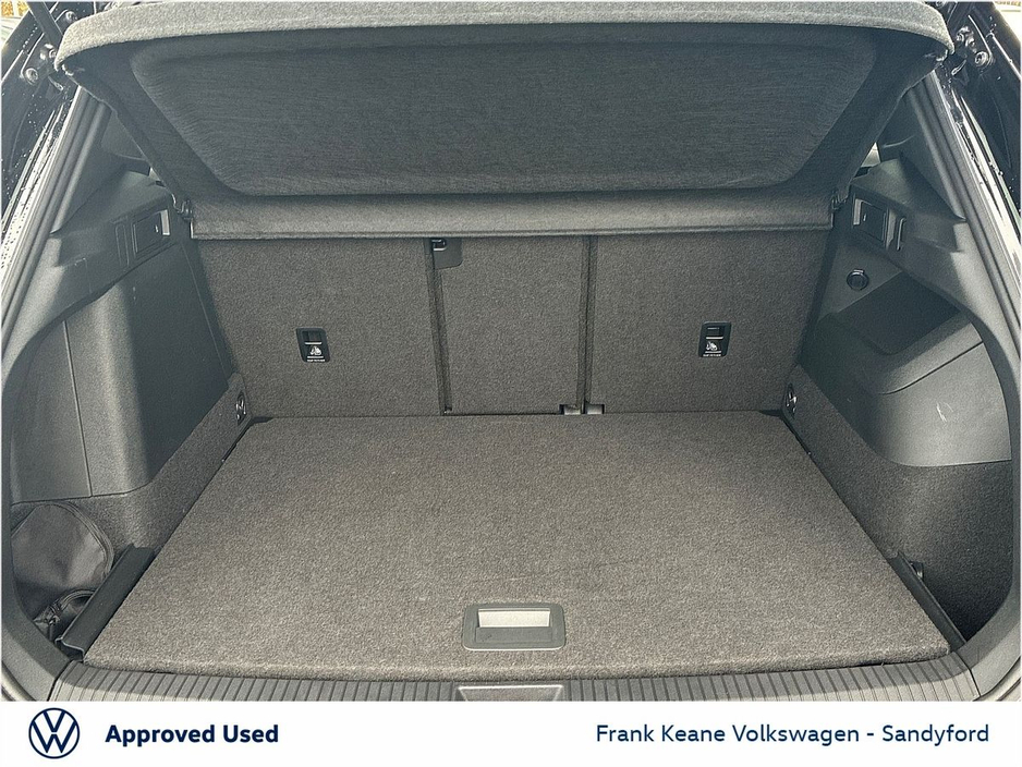 2026 Volkswagen Tiguan CASH OFFER - *R-Line75* 1.5TSI PHEV 204HP Auto @Frank Keane Volkswagen South Dublin €57,000