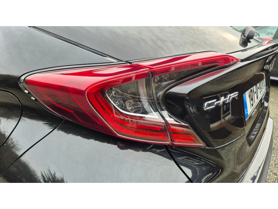 2019 Toyota C-HR 1.8 HYBRID LOW MILEAGE €19,950