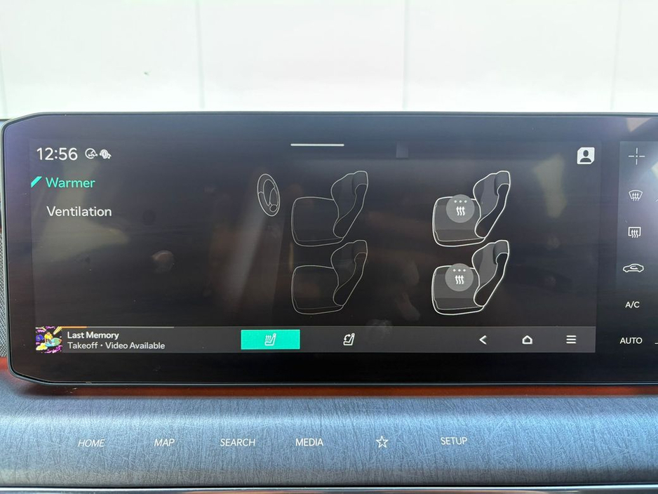 2026 Kia EV9 - image 17