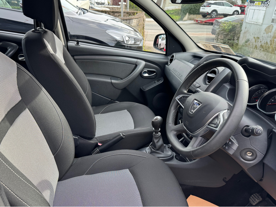 2018 Dacia Duster - image 7