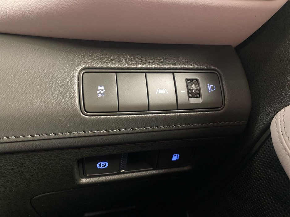 2023 Hyundai Santa Fe 1.6 PHEV 4WD Executive Plus Auto €43,995