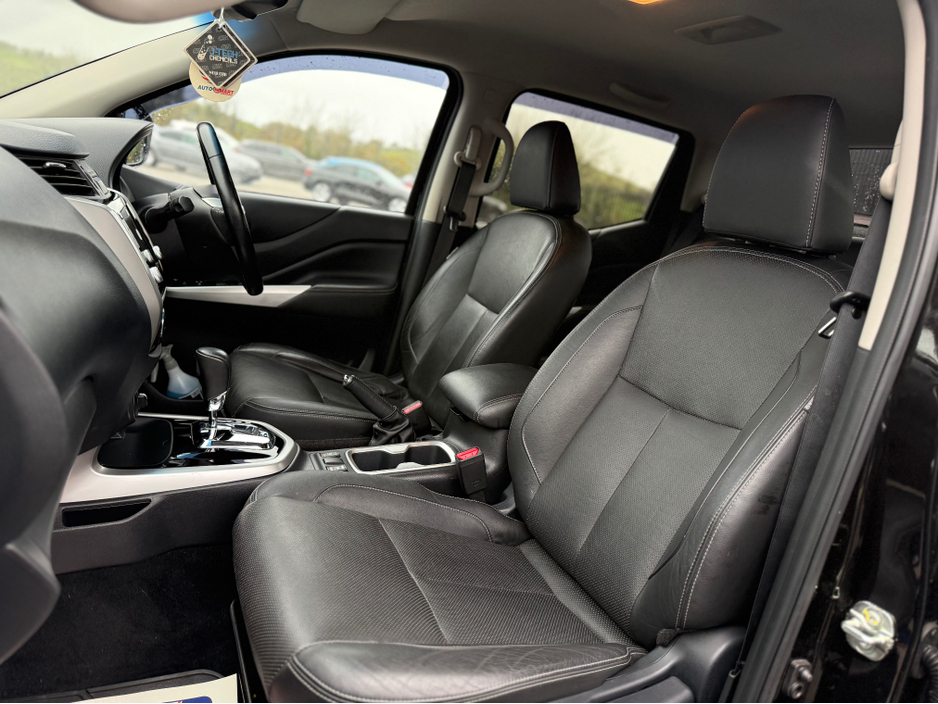 2019 Nissan Navara - image 22
