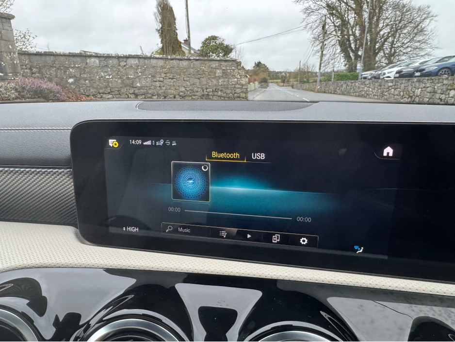 2023 Mercedes-Benz CLA Class 200d PROGRESSIVE COUPE 4DR AUTO==PAN ROOF==NIGHT PACK== €42,950