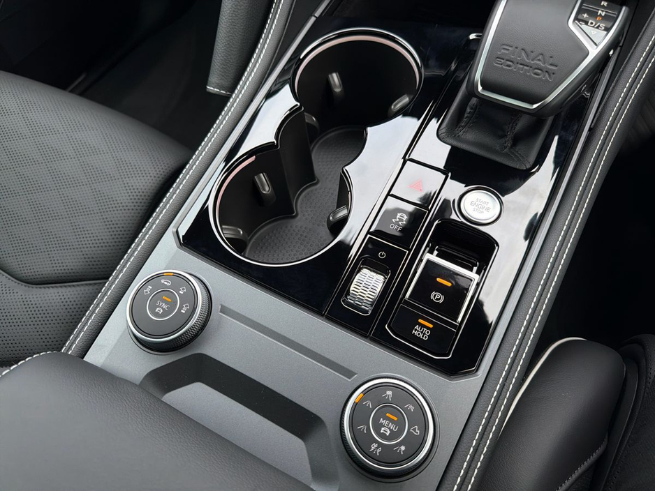 2026 Volkswagen Touareg Touareg R-Line Final Edition 231HP €113,980