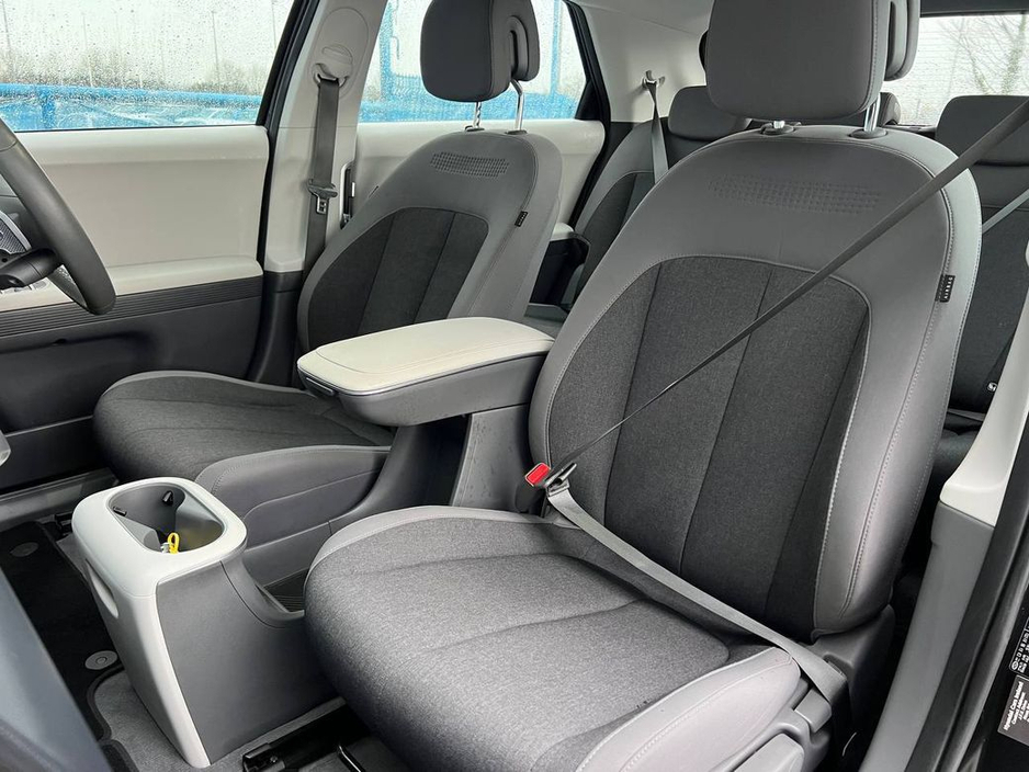 2023 Hyundai Ioniq 5 EXECUTIVE 58KW // ADAPTIVE CRUISE CONTROL // WIRELESS CHARGING // HEATED SEATS €23,900