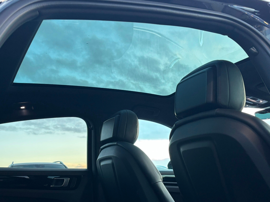 2022 Porsche Cayenne Coupe 3.0 V6 e-hybrid €73,995