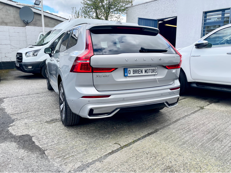 2023 Volvo XC60 - image 25