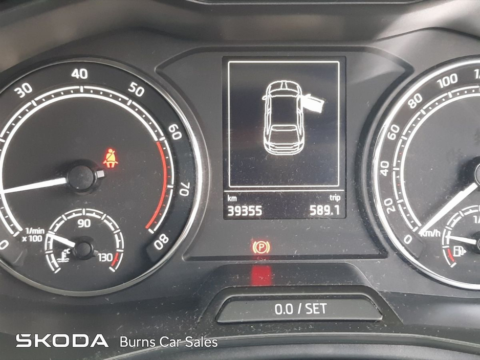 2022 Skoda Scala - image 15