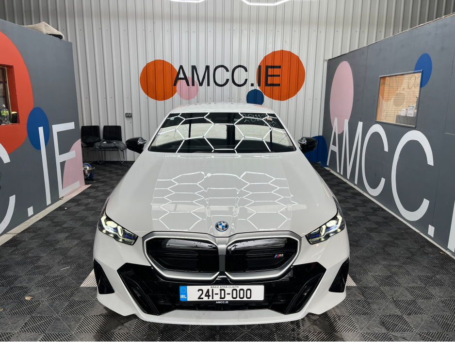 2024 BMW i5 - image 6