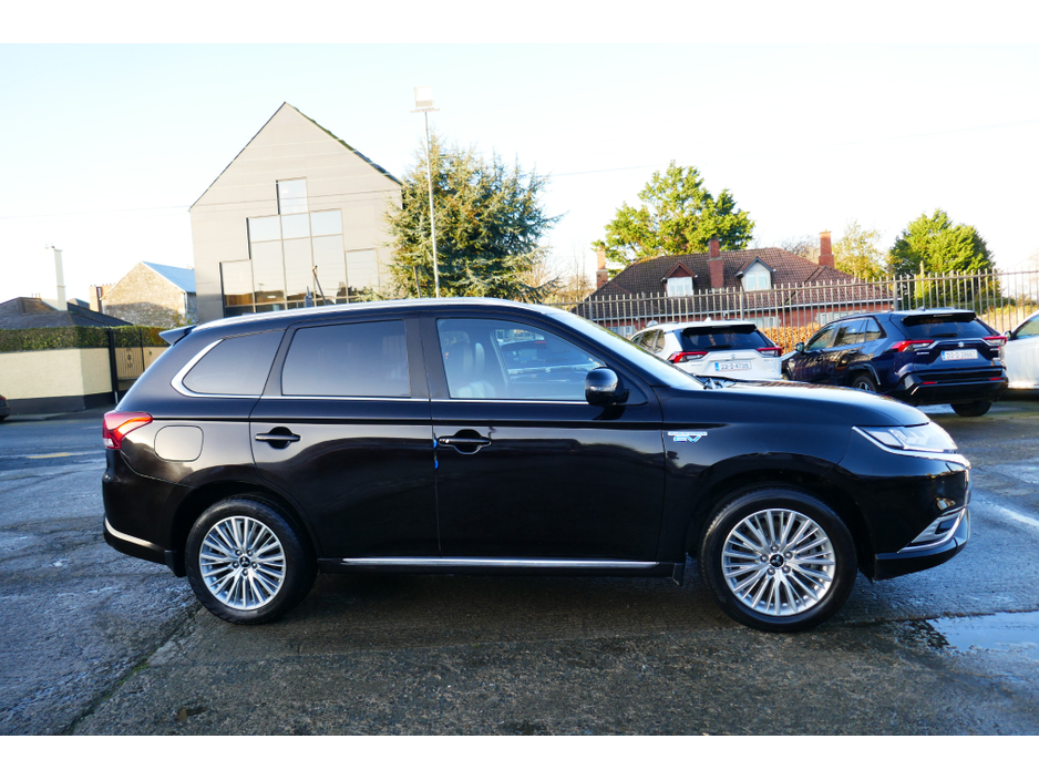 2019 Mitsubishi Outlander 2.4 4H PHEV 221BHP 5 5DR AUTO €21,750