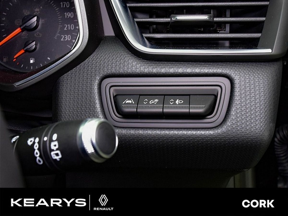 2021 Renault Clio - image 18