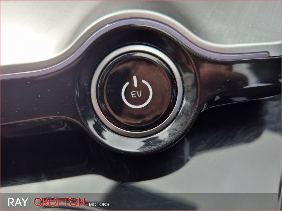 2023 Kia EV6 - image 16