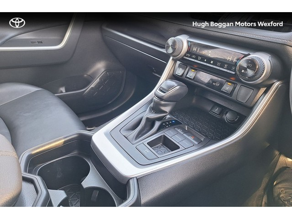 2021 Toyota Rav4 - image 16