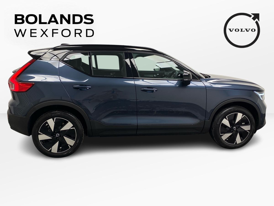 2026 Volvo EX40 - image 4