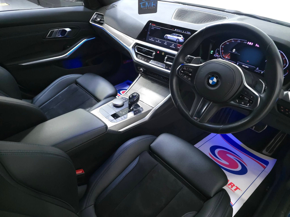 2019 BMW 3 Series - image 14
