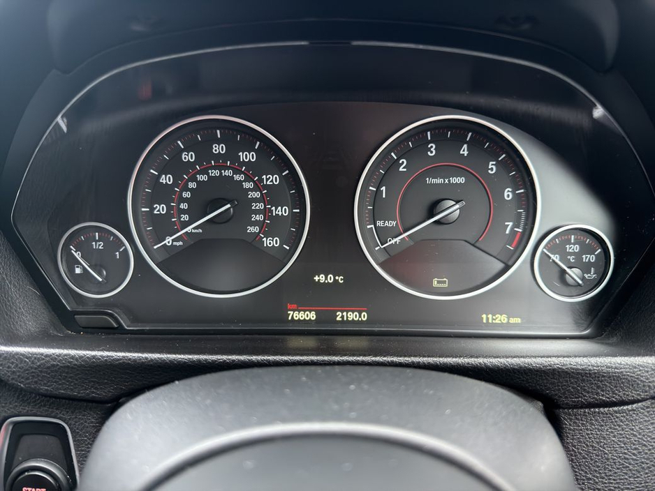 2018 BMW 3 Series “Charges at night, turns heads by day" €23,888