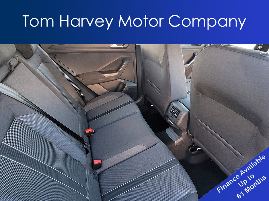 2023 Volkswagen T-Roc LIFE 2.0 TDI 116hp + RV Camera €28,950