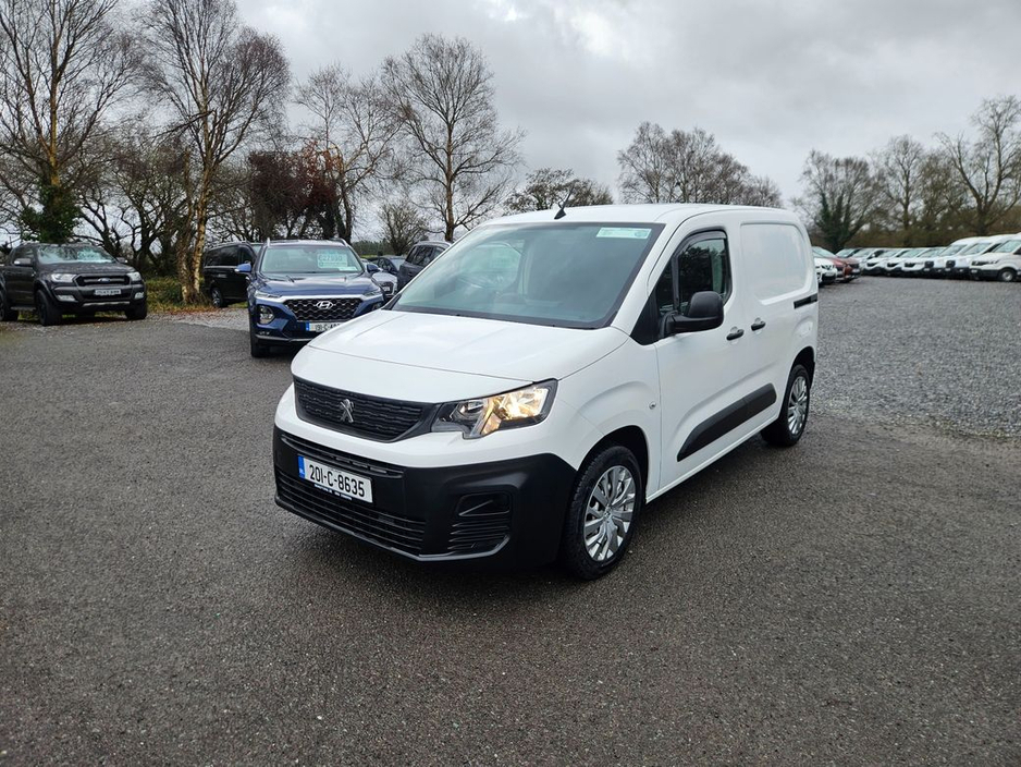 2020 Peugeot Partner Active 1.5 Blue HDI 100 6.2 3D €12,990