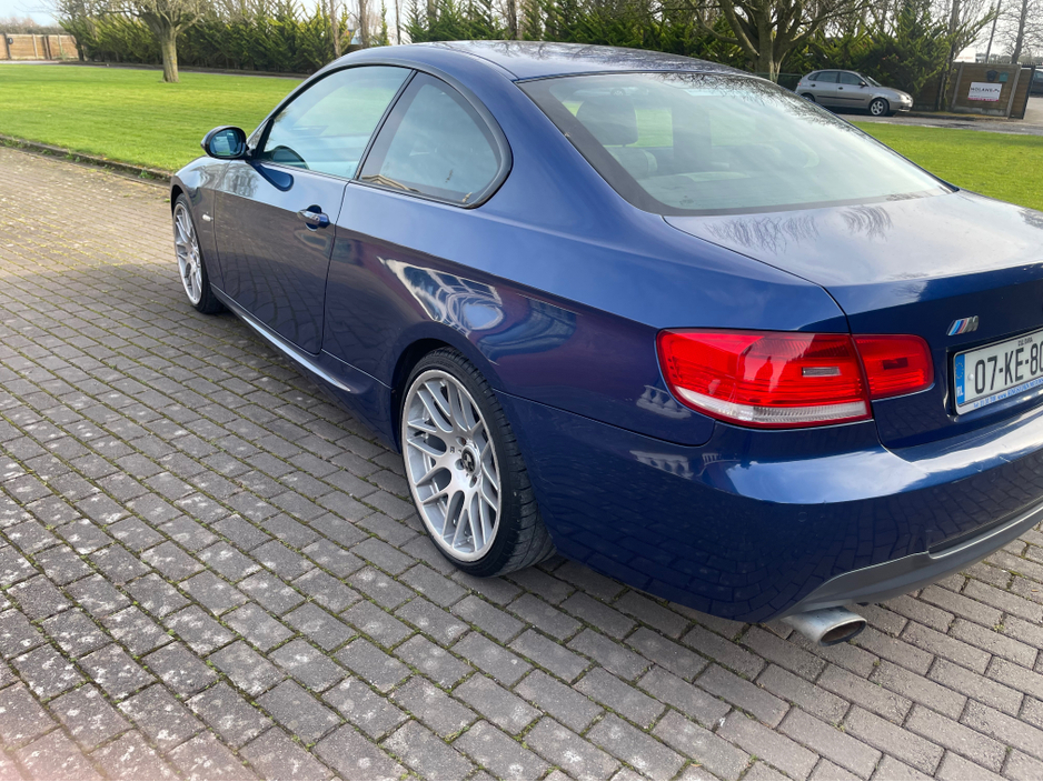 2007 BMW 3 Series - image 7