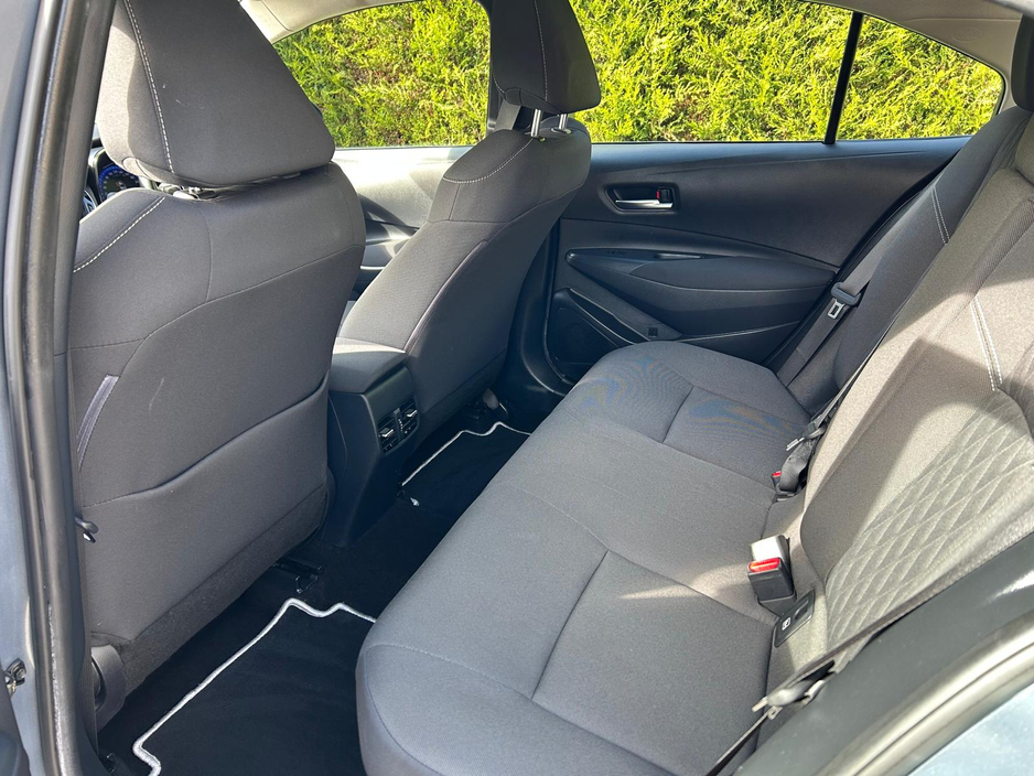 2020 Toyota Corolla - image 12