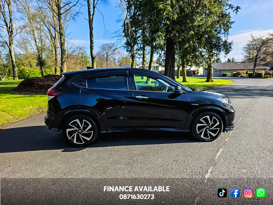 2017 Honda Vezel - image 8