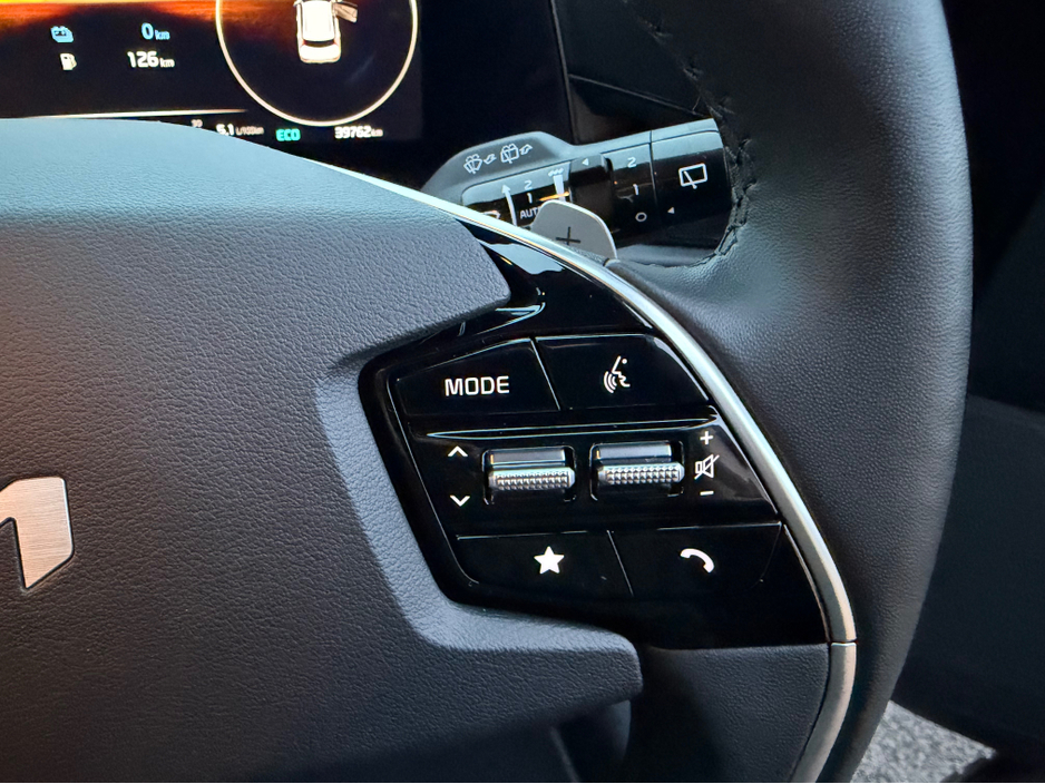 2024 Kia Niro - image 14