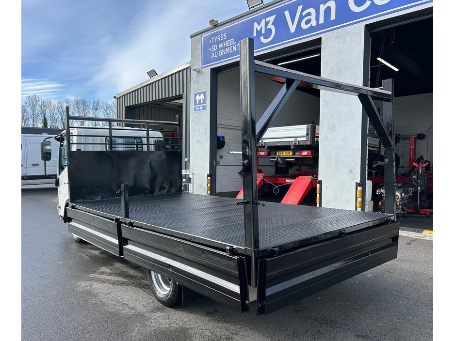 2021 Isuzu Trucks N35 - image 8