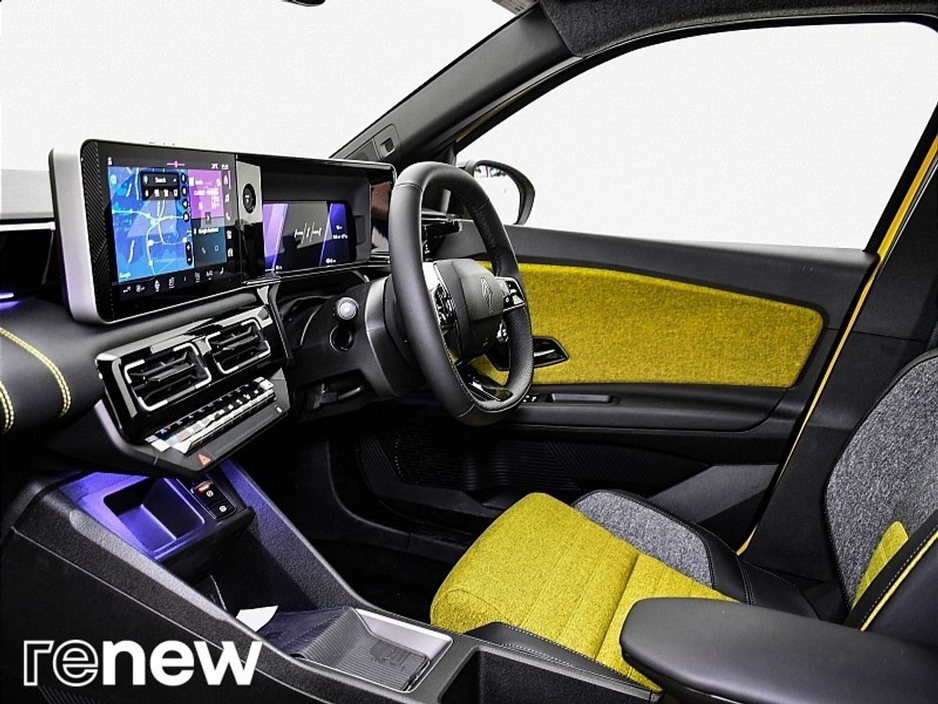 2025 Renault 5 EV40 150hp Iconic €31,900