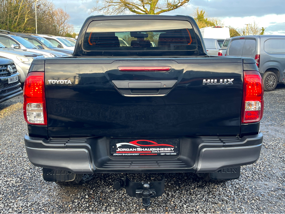 2021 Toyota Hilux D-4D 4WD DCB MAUAL €29,212
