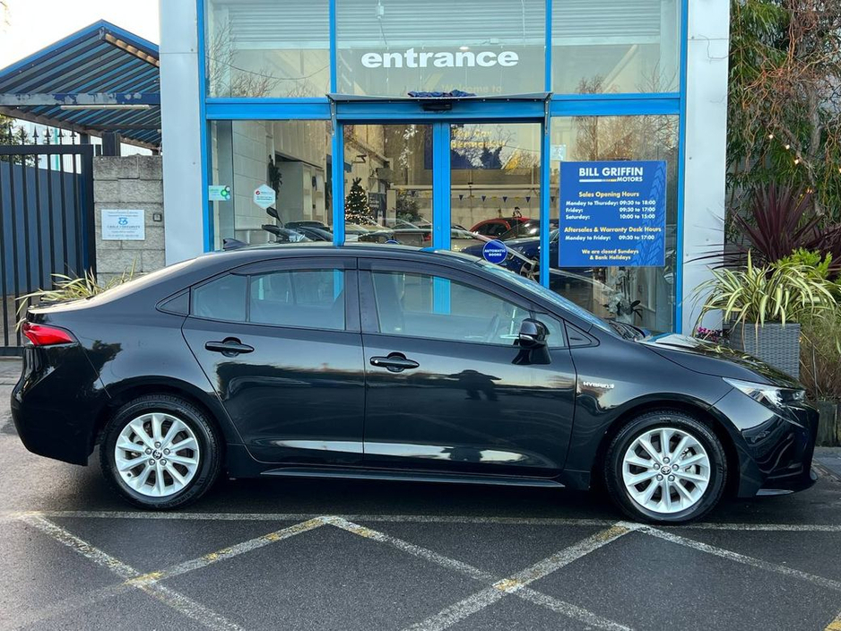 2019 Toyota Corolla ''S'' EDITION 1.8 HYBRID // 16" ALLOYS // REVERSE CAMERA // DIGITAL CLIMATE CONTROL €17,900